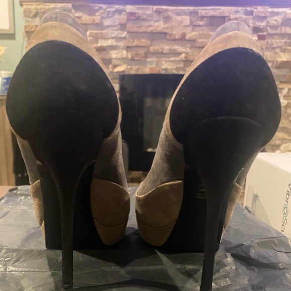 Gucci colorblock suede heels - good condition - Picture 5 of 7